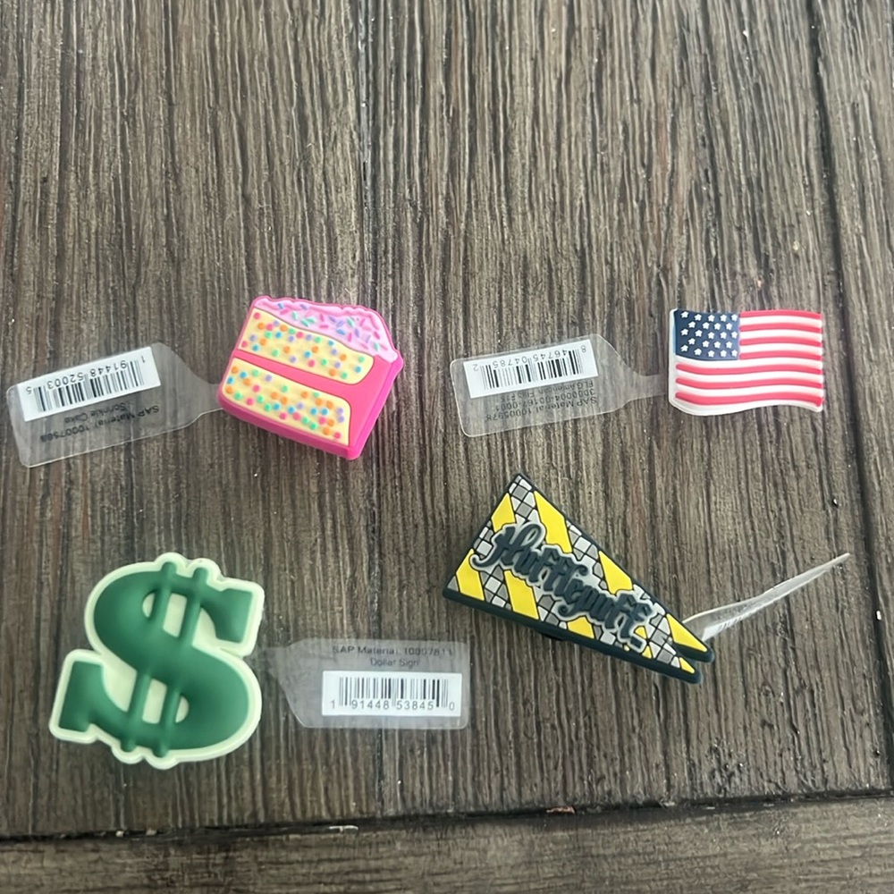 NWT 4 Jibbitz Croc Charms